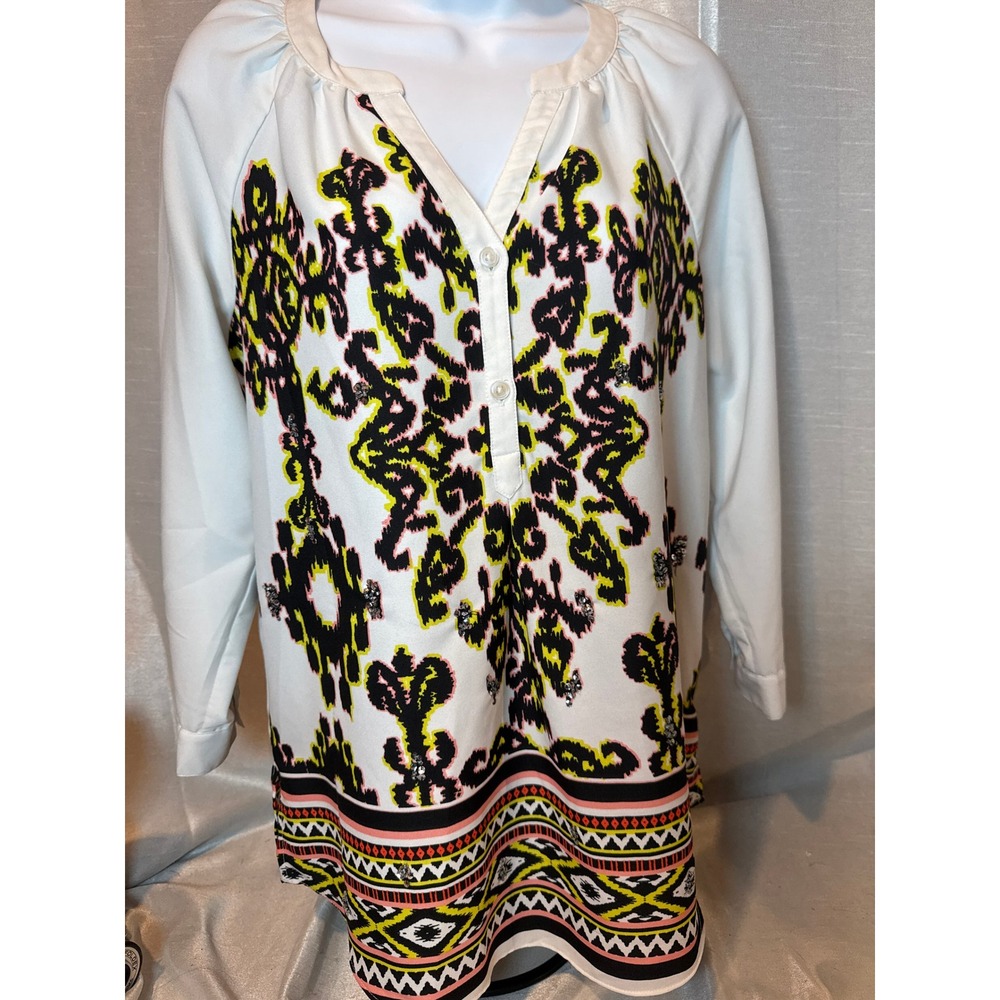 New Directions Weekend White Graphic Print Tunic‎ Shirt Women's Size S Beaded